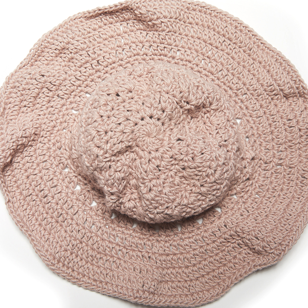 The Primrose Stitch Sun Hat is perfect for as an extra shield against the bright rays. #crochethat #crochetpattern #crochetlove #crochetaddict