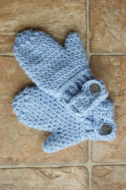Darla’s Easy-On Mittens