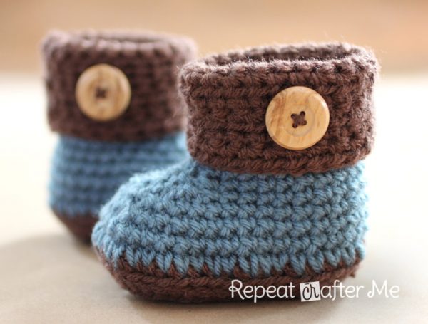 Crochet Cuffed Baby Booties