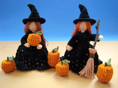 The Littlest Witches - These free crochet doll patterns are a mix of amigurumi patterns and other techniques. Create your own world with dolls that will take you on a journey. #AmigurumiPatterns #CrochetDollPatterns #FreeCrochetPatterns