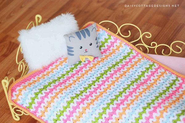 V-Stitch Crochet Blanket 