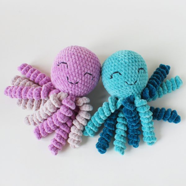 crochet amigurumi giant plus octopus